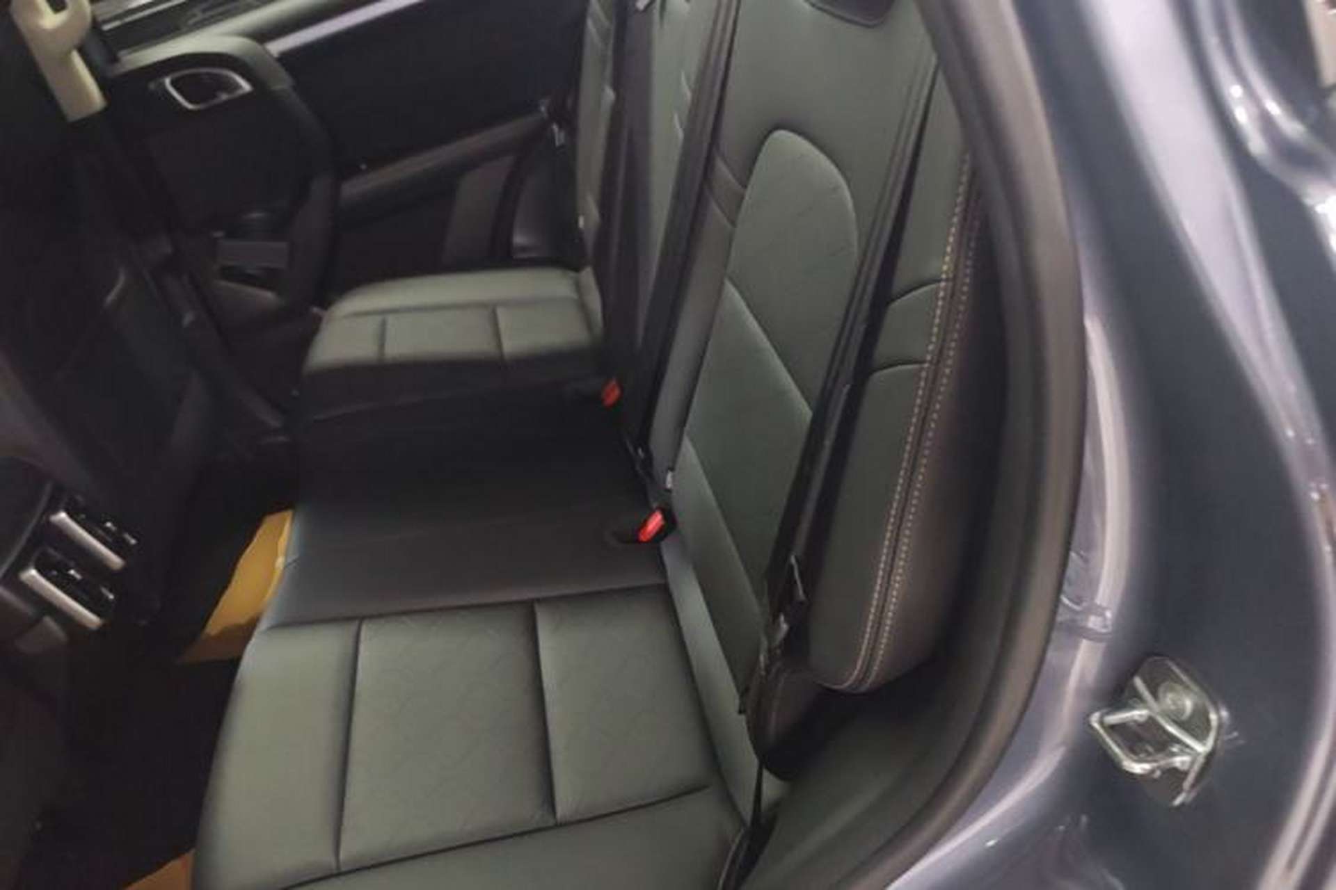 Used Haval DARGO 2022 1.5T DCT Two-Wheel Drive Border Collie Edition Left Rear Seat