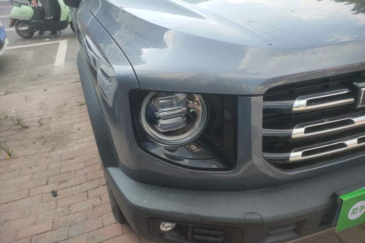 Used Haval DARGO 2022 1.5T DCT Two-Wheel Drive Labrador Edition Right Front Headlight