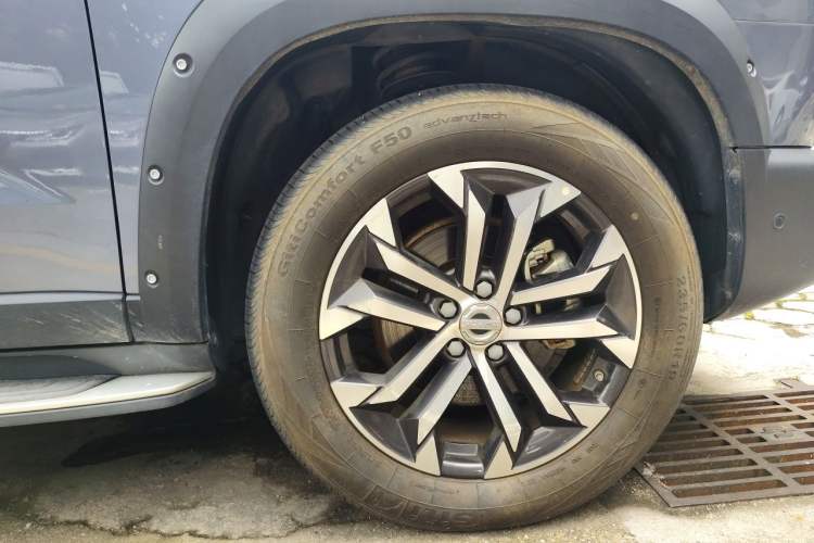 Used Haval DARGO 2022 1.5T DCT Two-Wheel Drive Mastiff Pursuit Edition Right Front Wheel Hub