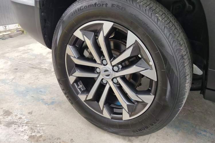 Used Haval DARGO 2022 1.5T DCT Two-Wheel Drive Border Collie Edition Right Rear Wheel Hub
