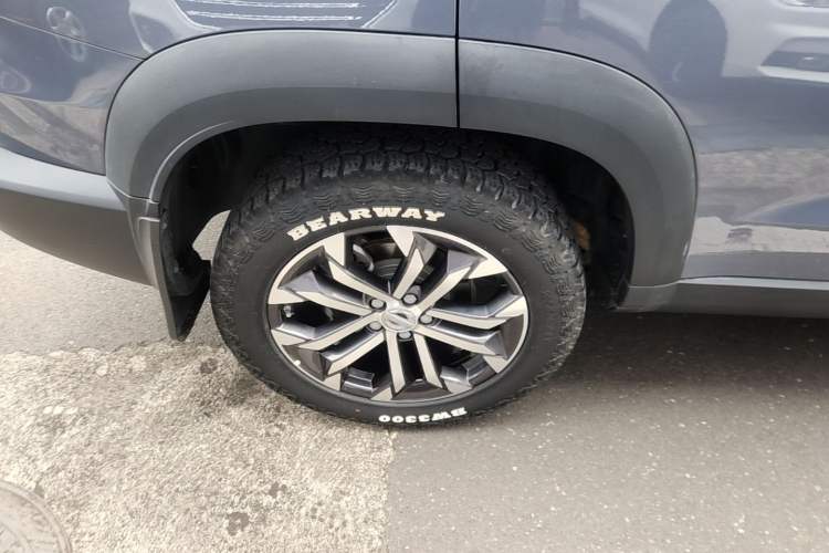 Used Haval DARGO 2022 1.5T DCT Two-Wheel Drive Border Collie Edition Right Rear Wheel Hub