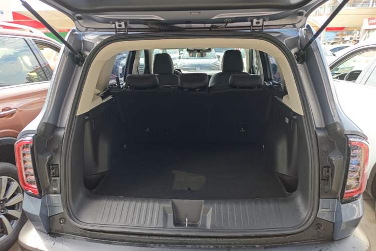 Used Haval DARGO 2022 1.5T DCT Two-Wheel Drive Husky Edition Trunk