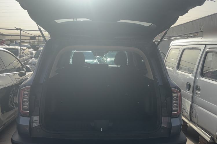 Used Haval DARGO 2022 1.5T DCT Two-Wheel Drive Labrador Edition Trunk