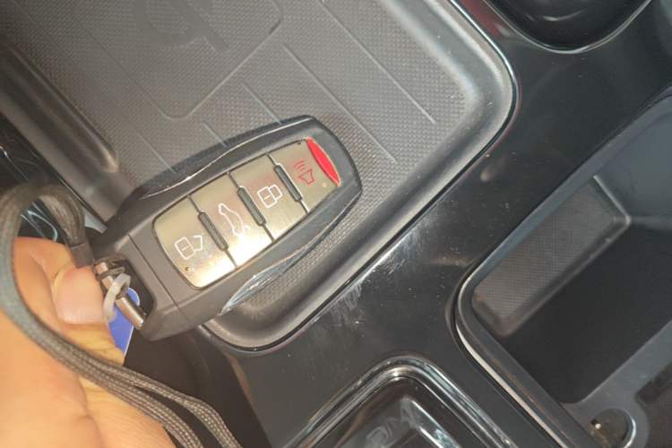 Used Haval DARGO 2022 2.0T DCT All-Wheel-Drive Xiaotianque Version Vehicle Key