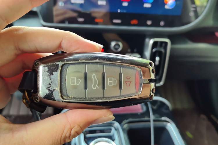 Used Haval DARGO 2022 2.0T DCT 4x4 Chinese Rural Dog Hunting Edition Vehicle Key