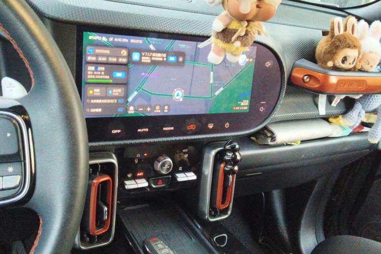 Used Haval DARGO 2022 1.5T DCT Two-Wheel Drive Border Collie Edition Audio And AC Panel