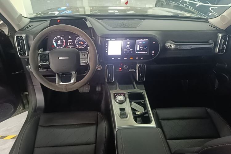 Used Haval DARGO 2022 1.5T DCT Two-Wheel Drive Labrador Edition Center Console