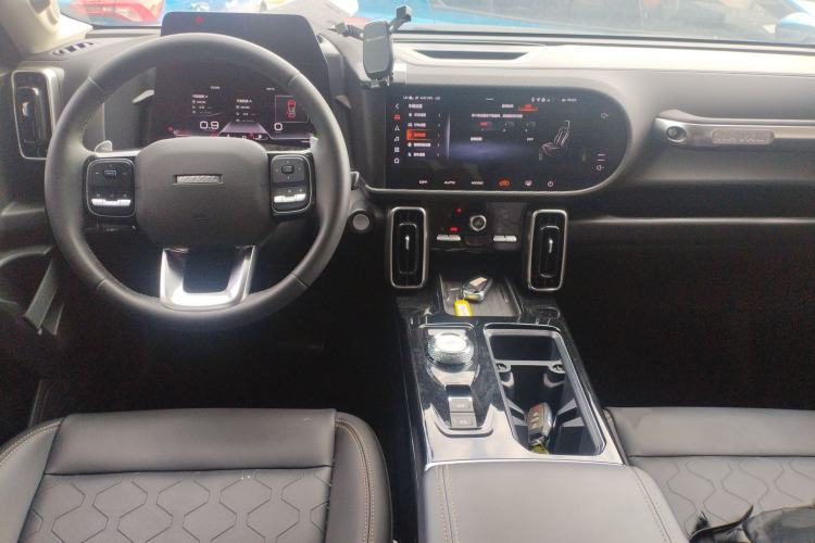 Used Haval DARGO 2022 1.5T DCT Two-Wheel Drive Mastiff Pursuit Edition Center Console
