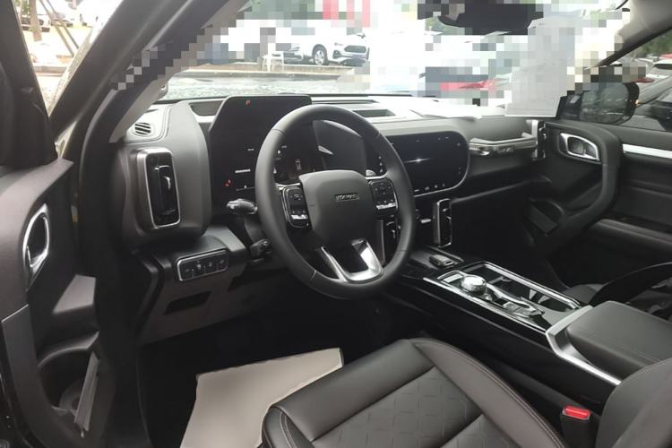 Used Haval DARGO 2022 2.0T DCT 4x4 Chinese Rural Dog Hunting Edition Center Console