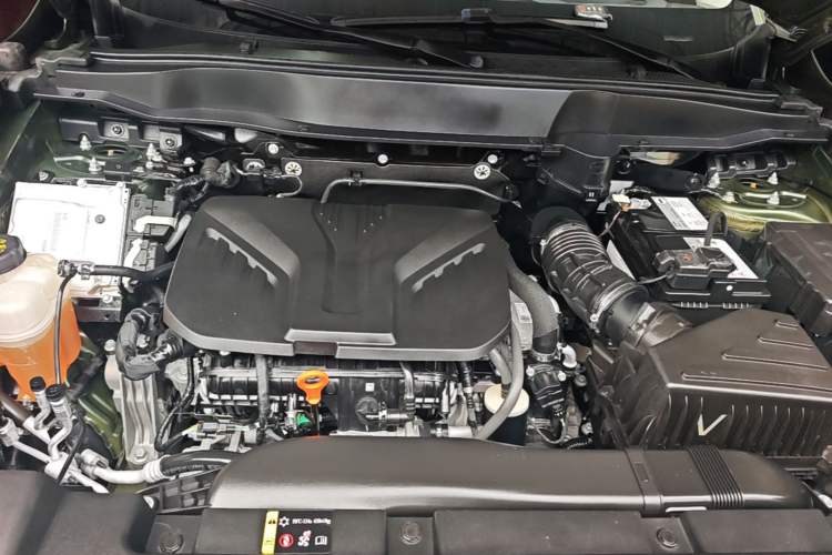 Used Haval DARGO 2022 2.0T DCT 4x4 Xiaotianquan Pursuit Edition Engine Bay
