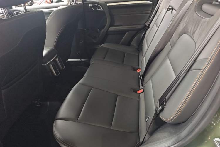 Used Haval DARGO 2022 2.0T DCT 4x4 Xiaotianquan Pursuit Edition Left Rear Seat