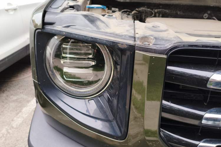 Used Haval DARGO 2022 1.5T DCT Two-Wheel Drive Border Collie Edition Right Front Headlight