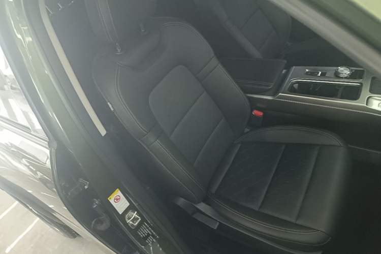 Used Haval DARGO 2022 1.5T DCT Two-Wheel Drive Labrador Edition Right Front Seat