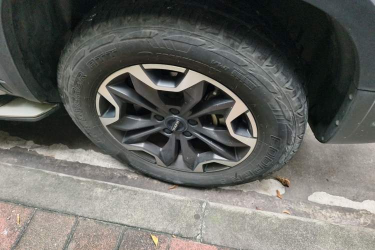 Used Haval DARGO 2022 2.0T DCT All-Wheel-Drive Xiaotianque Version Right Front Wheel Hub