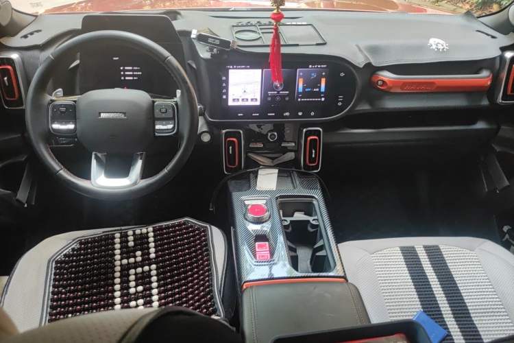 Used Haval DARGO 2022 1.5T DCT Two-Wheel Drive Border Collie Edition Center Console