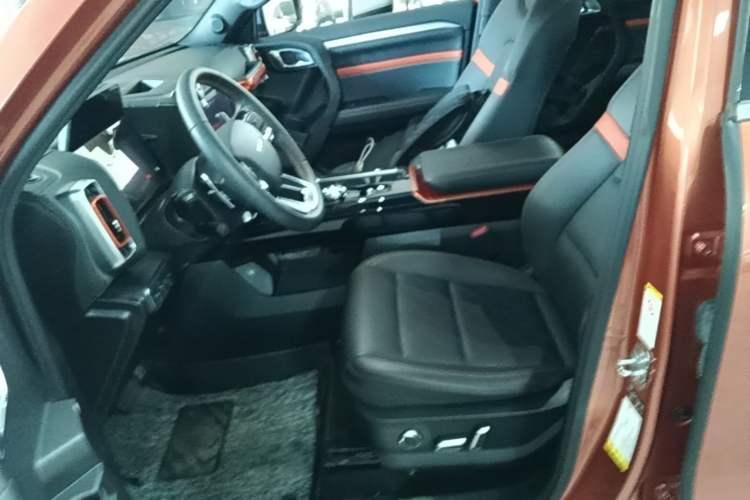 Used Haval DARGO 2022 1.5T DCT Two-Wheel Drive Mastiff Pursuit Edition Left Front Seat