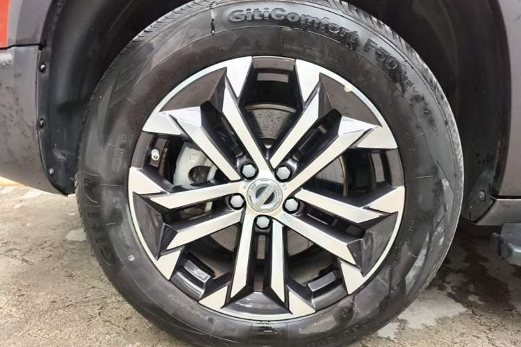 Used Haval DARGO 2022 1.5T DCT Two-Wheel Drive Border Collie Edition Left Front Wheel Hub