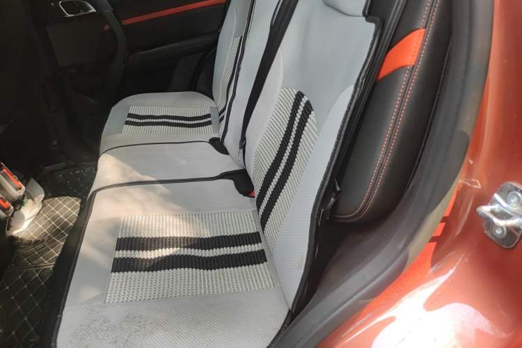 Used Haval DARGO 2022 1.5T DCT Two-Wheel Drive Border Collie Edition Left Rear Seat