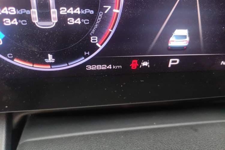 Used Haval DARGO 2022 1.5T DCT Two-Wheel Drive Border Collie Edition Odometer Close Up