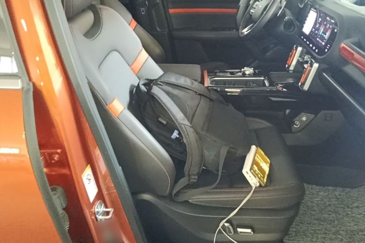 Used Haval DARGO 2022 1.5T DCT Two-Wheel Drive Mastiff Pursuit Edition Right Front Seat