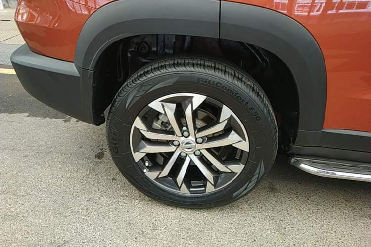 Used Haval DARGO 2022 1.5T DCT Two-Wheel Drive Border Collie Edition Right Rear Wheel Hub