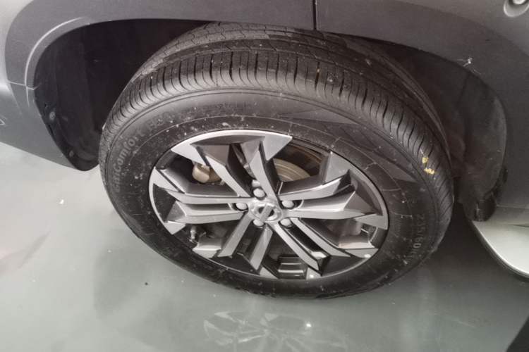 Used Haval DARGO 2022 1.5T DCT Two-Wheel Drive Mastiff Pursuit Edition Right Rear Wheel Hub
