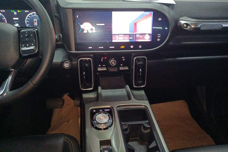 Used Haval DARGO 2022 1.5T DCT Two-Wheel Drive Labrador Edition Audio And AC Panel