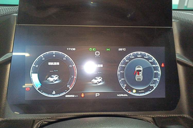Used Haval DARGO 2022 1.5T DCT Two-Wheel Drive Labrador Edition Instrument Cluster