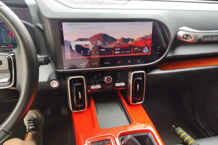 Used Haval DARGO 2022 1.5T DCT Two-Wheel Drive Mastiff Edition Audio And AC Panel