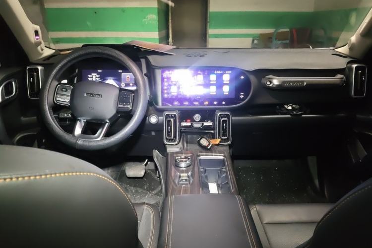 Used Haval DARGO 2022 2.0T DCT 4x4 Xiaotianquan Pursuit Edition Center Console