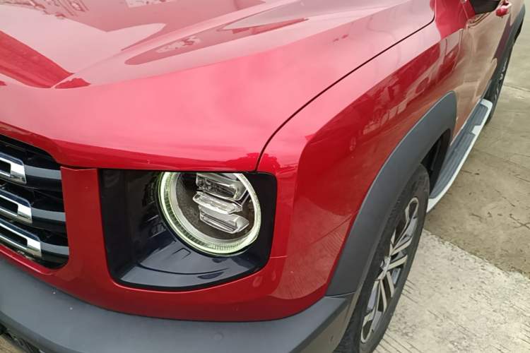 Used Haval DARGO 2022 1.5T DCT Two-Wheel Drive Mastiff Edition Left Front Headlight