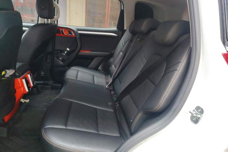Used Haval DARGO 2022 1.5T DCT Two-Wheel Drive Mastiff Edition Left Rear Seat