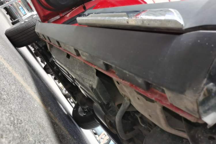 Used Haval DARGO 2022 2.0T DCT Two-Wheel Drive Huazhong Hound Edition Left Side Sill