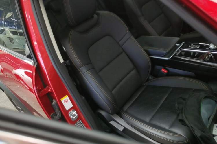 Used Haval DARGO 2022 2.0T DCT Two-Wheel Drive Huazhong Hound Edition Right Front Seat