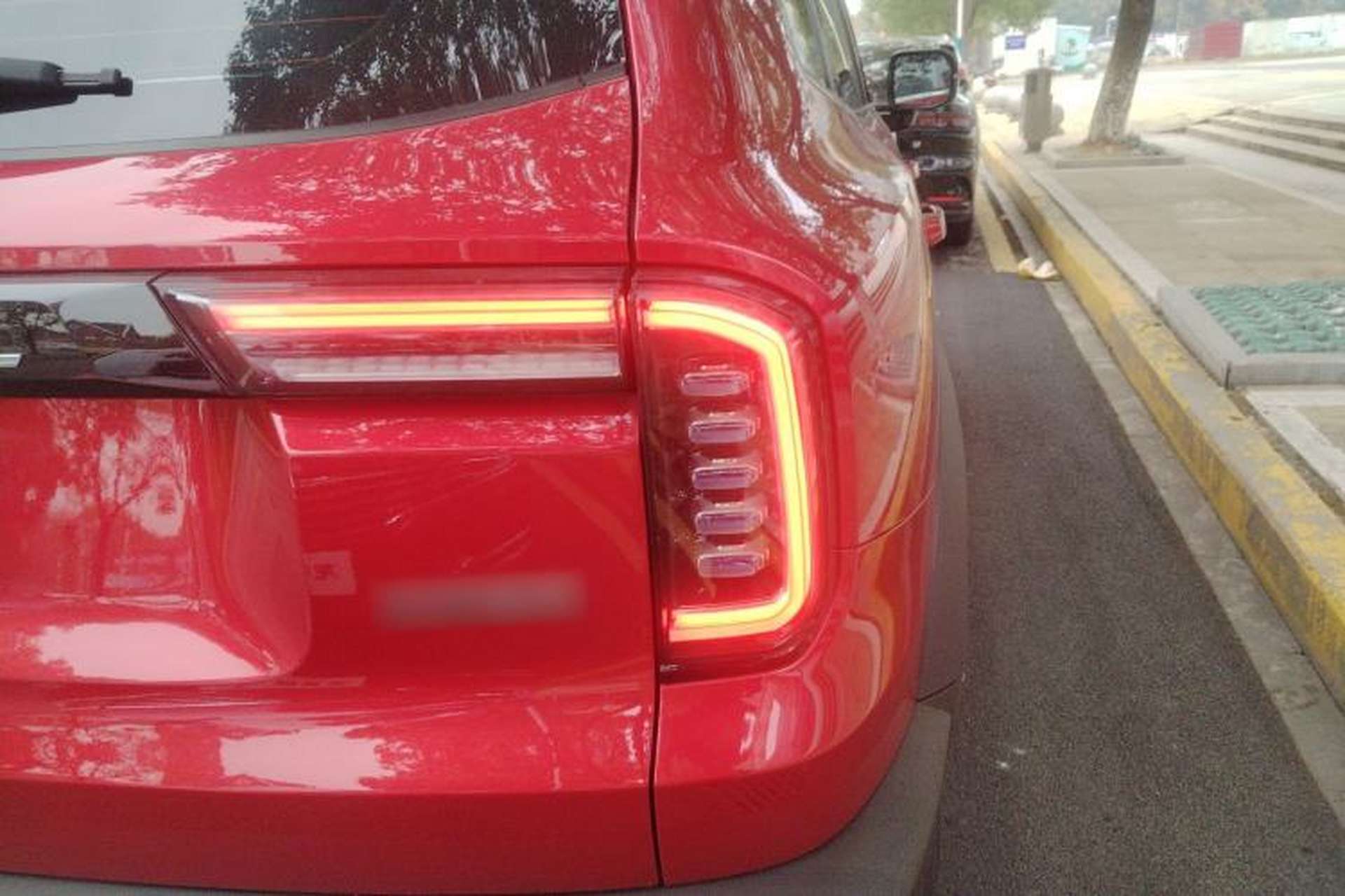Used Haval DARGO 2022 1.5T DCT Two-Wheel Drive Border Collie Edition Right Rear Taillight