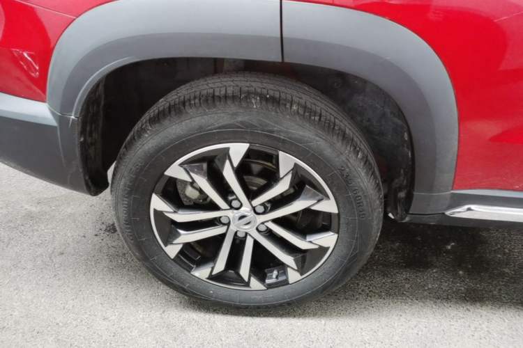 Used Haval DARGO 2022 2.0T DCT Two-Wheel Drive Huazhong Hound Edition Right Rear Wheel Hub