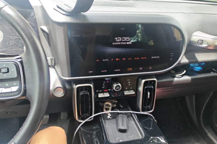 Used Haval DARGO 2022 2.0T DCT 4x4 Chinese Rural Dog Edition Audio And AC Panel