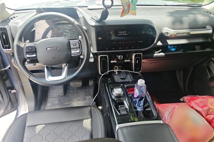 Used Haval DARGO 2022 2.0T DCT 4x4 Chinese Rural Dog Edition Center Console