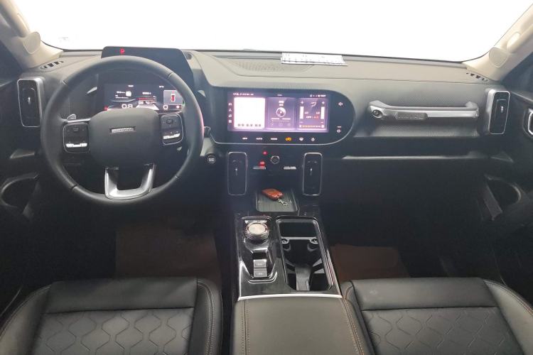 Used Haval DARGO 2022 1.5T DCT Two-Wheel Drive Mastiff Edition Center Console