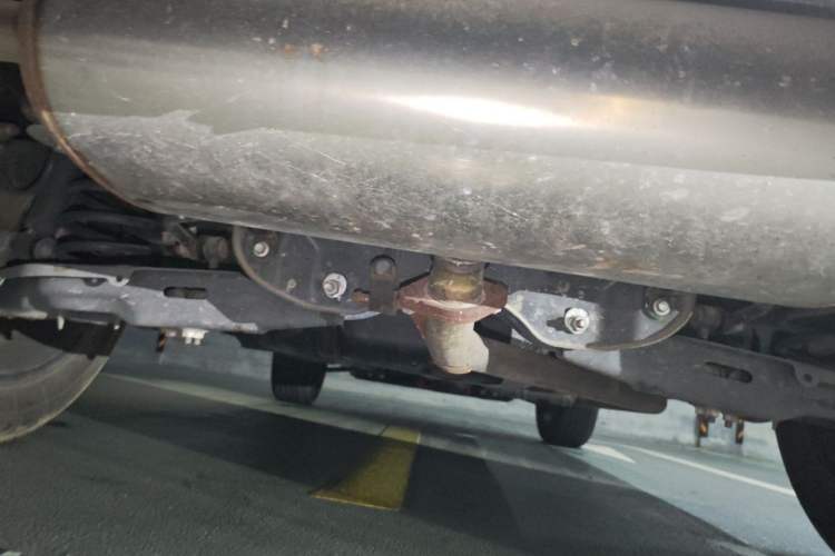 Used Haval DARGO 2022 2.0T DCT Two-Wheel Drive Huazhong Hound Edition Chassis Rear