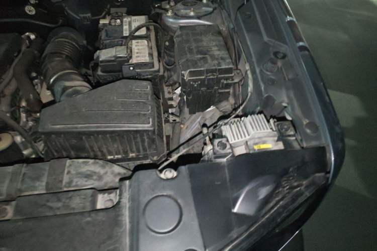 Used Haval DARGO 2022 2.0T DCT Two-Wheel Drive Huazhong Hound Edition Engine Bay Left