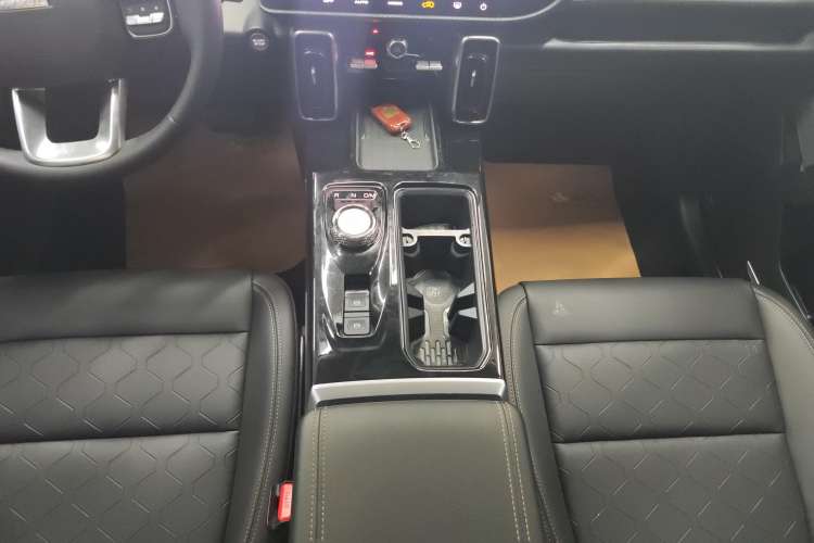 Used Haval DARGO 2022 1.5T DCT Two-Wheel Drive Mastiff Edition Gear Lever