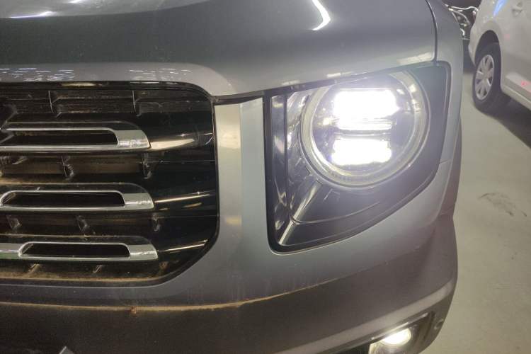Used Haval DARGO 2022 2.0T DCT 4x4 Chinese Rural Dog Edition Left Front Headlight