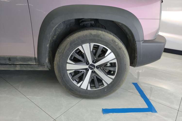 Used Haval DARGO 2022 1.5T DCT Two-Wheel Drive Labrador Edition Left Rear Wheel Hub