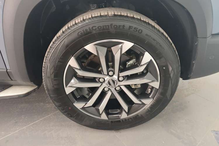 Used Haval DARGO 2022 1.5T DCT Two-Wheel Drive Mastiff Edition Left Rear Wheel Hub