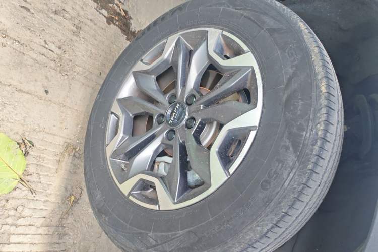 Used Haval DARGO 2022 2.0T DCT 4x4 Chinese Rural Dog Edition Right Front Wheel Hub