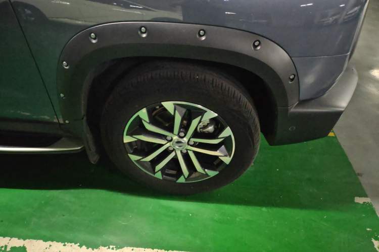 Used Haval DARGO 2022 1.5T DCT Two-Wheel Drive Mastiff Pursuit Edition Right Front Wheel Hub