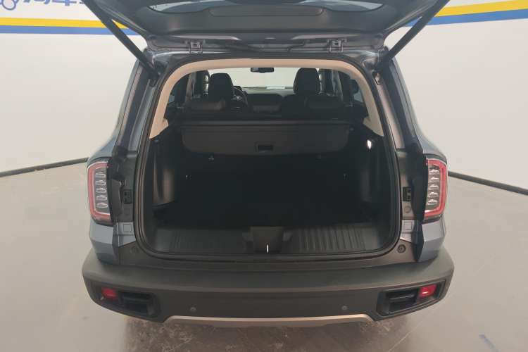 Used Haval DARGO 2022 1.5T DCT Two-Wheel Drive Mastiff Edition Trunk