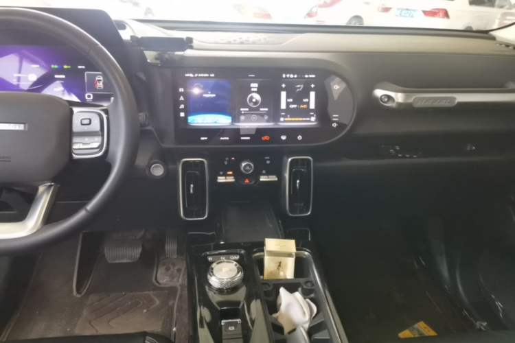 Used Haval DARGO 2022 1.5T DCT Two-Wheel Drive Border Collie Edition Audio And AC Panel
