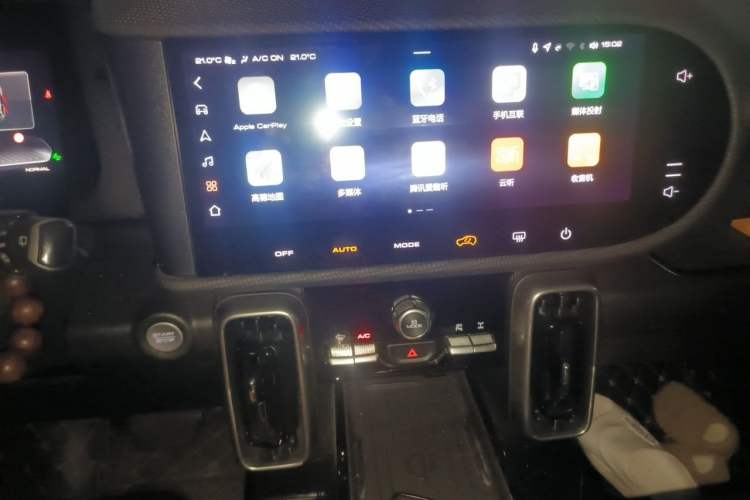 Used Haval DARGO 2022 2.0T DCT 4x4 Chinese Rural Dog Hunting Edition Audio And AC Panel